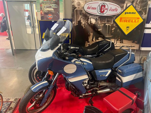 Non farti L amante ! Fatti una Moto Guzzi v50  oppure 850t5 , passa da noi è ti divertirai.  Officine Cantelli