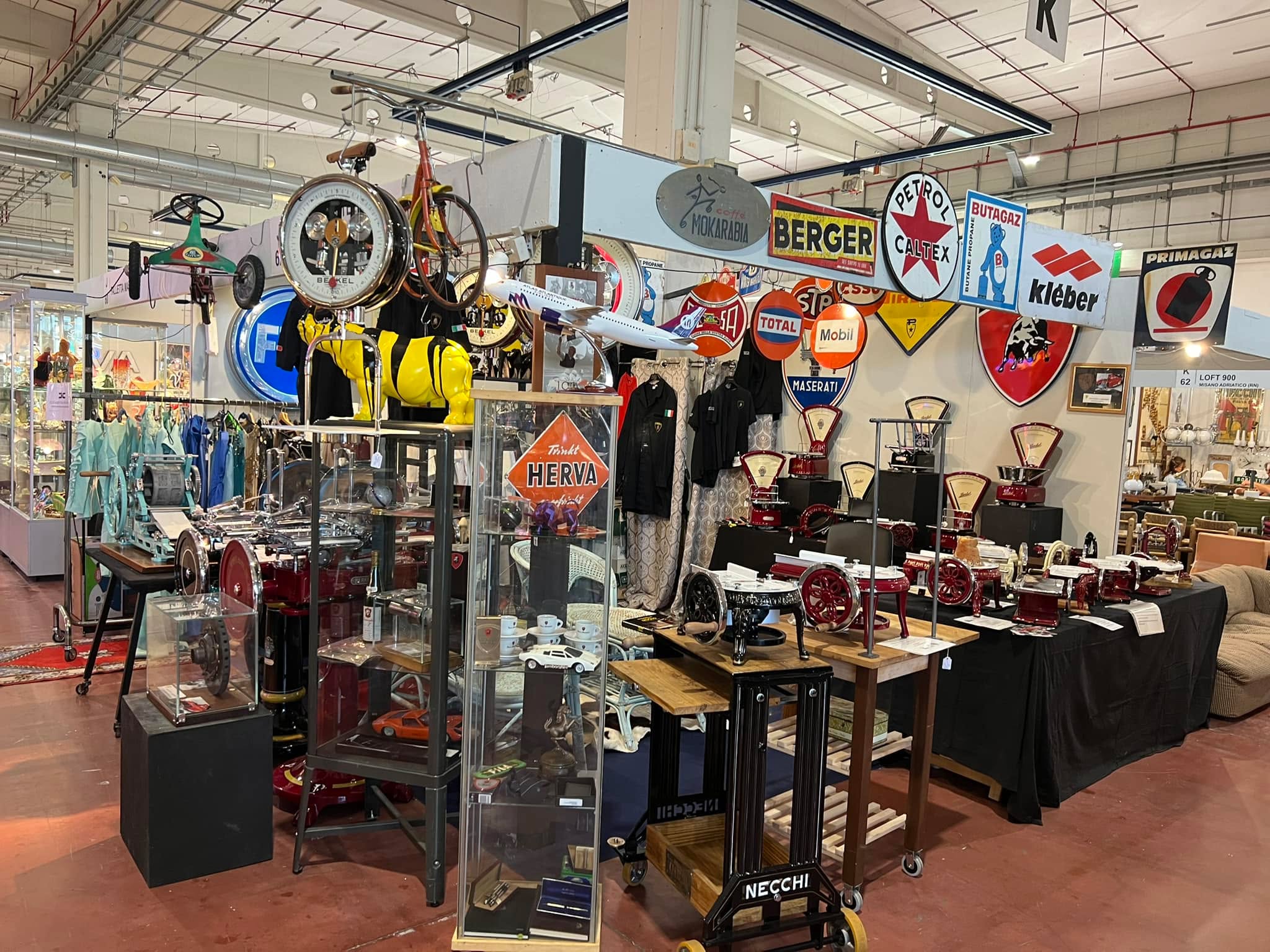 Dal 1 ottobre Officine Cantelli via aspetta al Mercanteinfiera Parma padiglione 6.  J62.