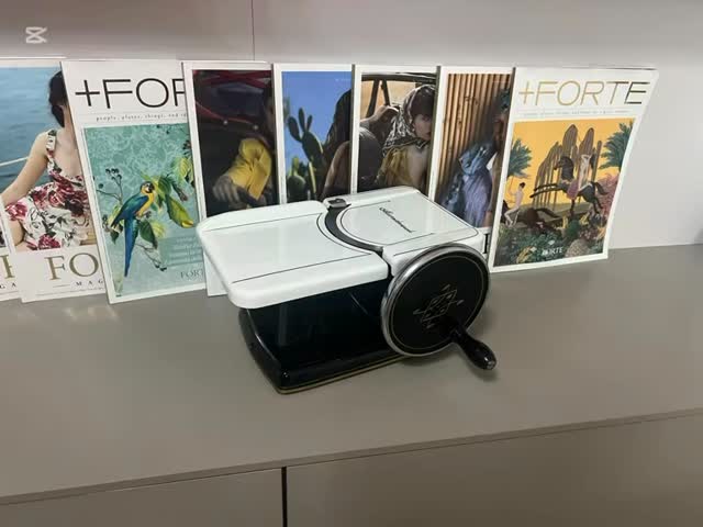 ffettatrice orizzontale
Alexanderwerk modello
10 61 anno 1955
Lady Black
la trovi da
info@officinecantelli.it
+39 3387142936